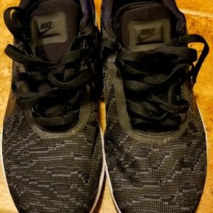 Sneakers, Running shoes